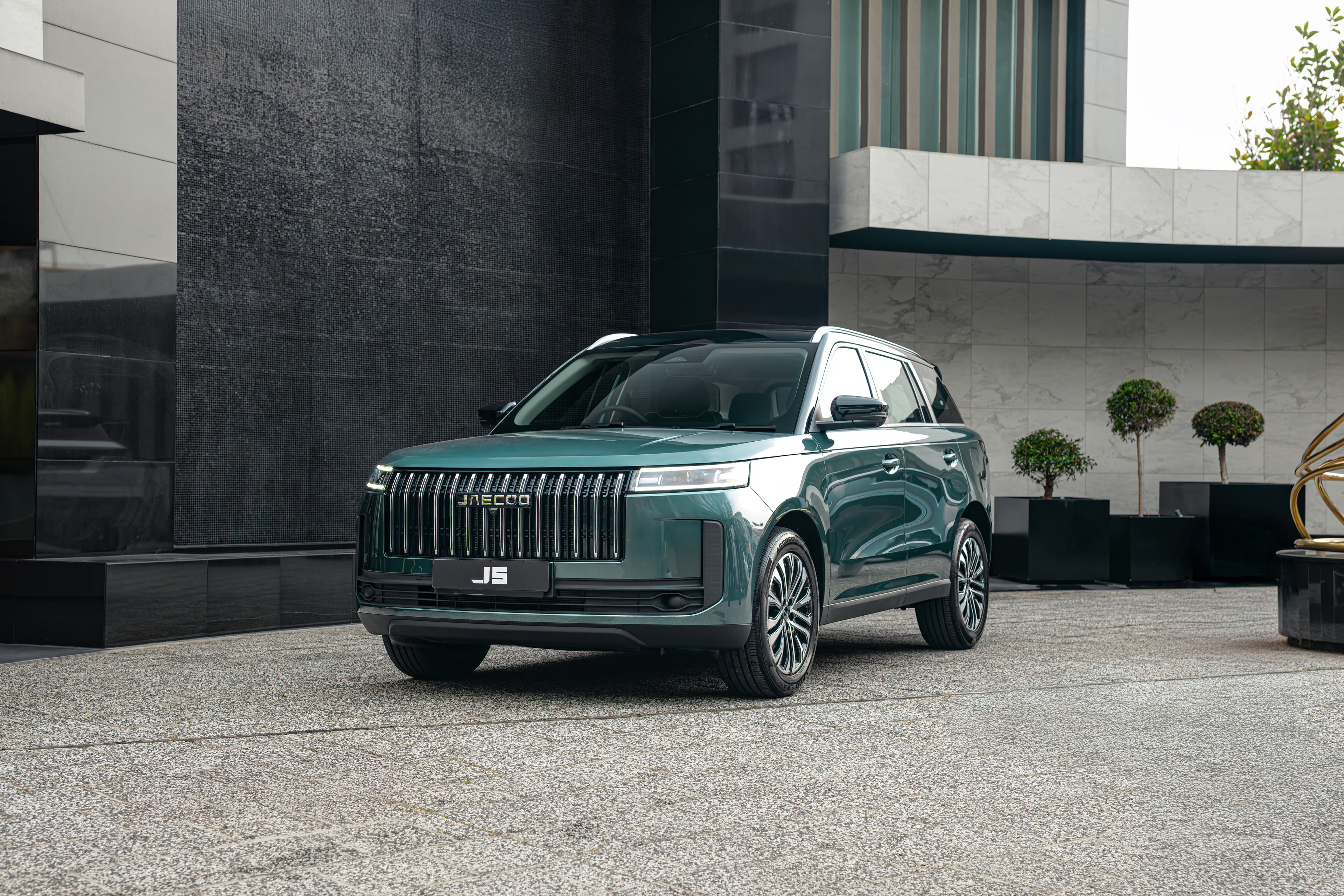 A New Kind of Confidence: The JAECOO J5 Lands in South Africa